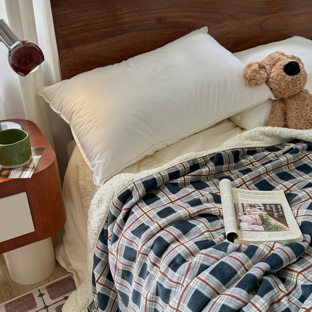 91家纺网 家纺一手货源 找家纺 艾咪-Amy ntmy 2025新款中古风牛奶绒羊羔绒双层毯 牛仔格蓝