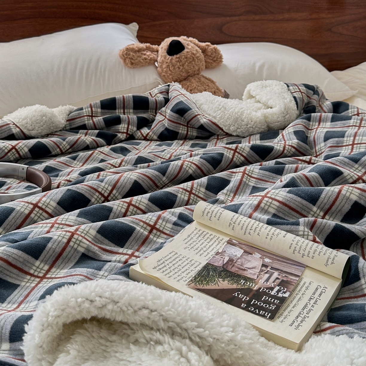 91家纺网 家纺一手货源 找家纺 艾咪-Amy ntmy 2025新款中古风牛奶绒羊羔绒双层毯 牛仔格蓝