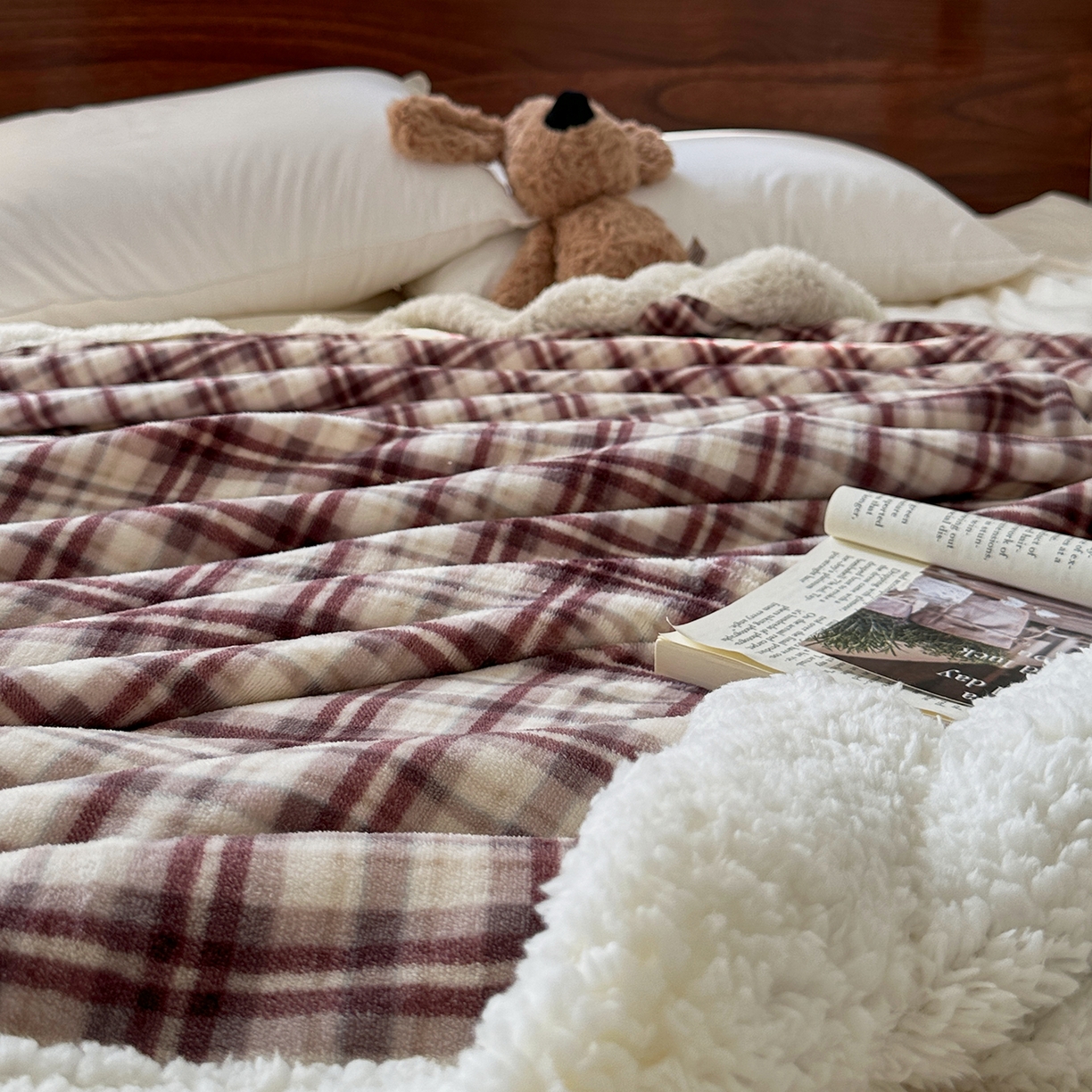 91家纺网 家纺一手货源 找家纺 艾咪-Amy ntmy 2025新款中古风牛奶绒羊羔绒双层毯 伊索紫