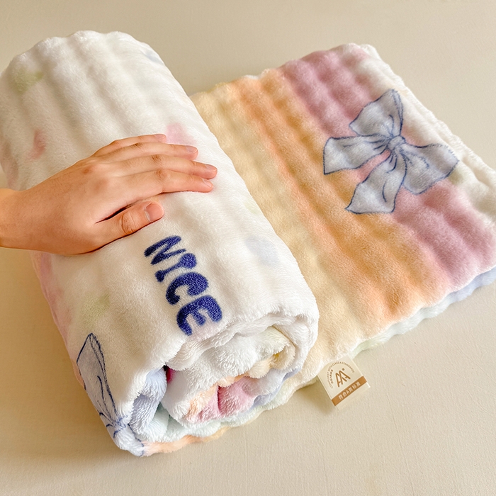 91家纺网 家纺一手货源 找家纺 绣女坊 2025新款A类高克重牛奶绒泡泡绒印花床单单件冬季保暖毛绒毯子绒床单三件套 彩虹樱桃