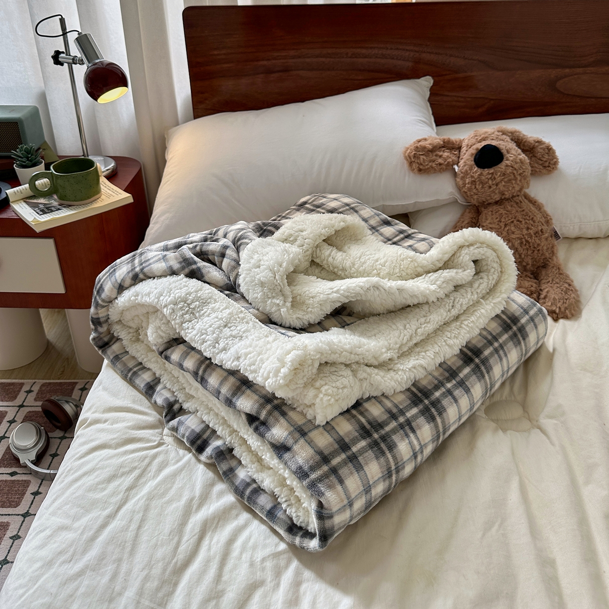 91家纺网 家纺一手货源 找家纺 艾咪-Amy ntmy 2025新款中古风牛奶绒羊羔绒双层毯 伊索卡其