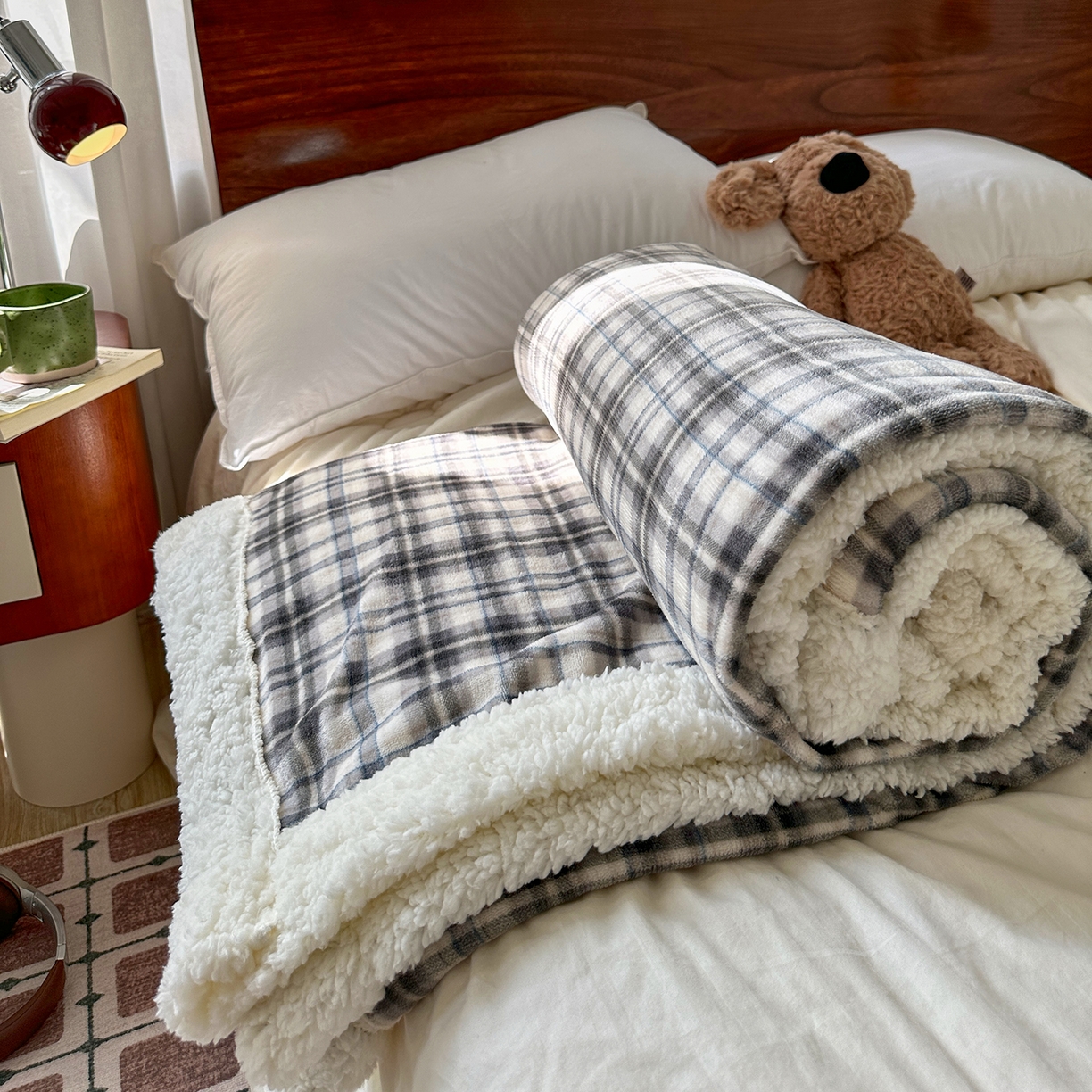 91家纺网 家纺一手货源 找家纺 艾咪-Amy ntmy 2025新款中古风牛奶绒羊羔绒双层毯 伊索卡其