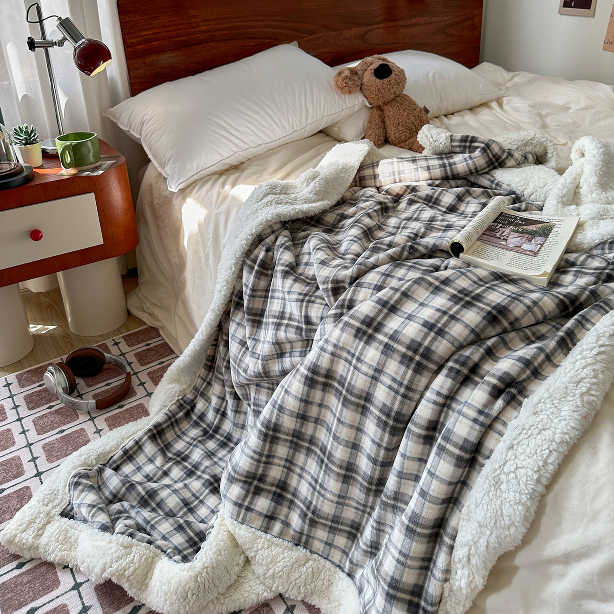 91家纺网 家纺一手货源 找家纺 艾咪-Amy ntmy 2025新款中古风牛奶绒羊羔绒双层毯 伊索卡其