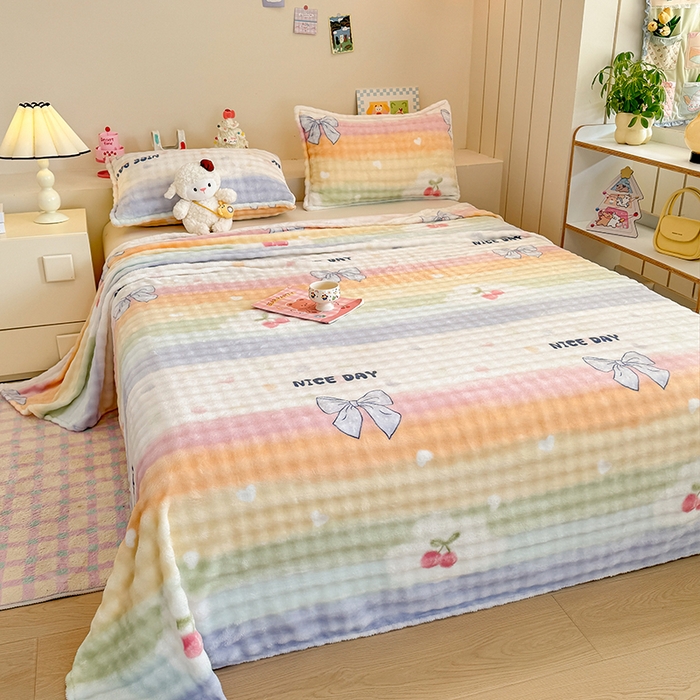 91家纺网 家纺一手货源 找家纺 绣女坊 2025新款A类高克重牛奶绒泡泡绒印花床单单件冬季保暖毛绒毯子绒床单三件套 彩虹樱桃