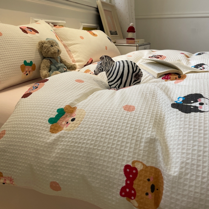 91家纺网 家纺一手货源 找家纺 小叮当家纺仓储工厂店 2025新款提供买家秀爆款花型不断货全棉纯棉A类华夫格印花磨毛四件套 动物派对-米