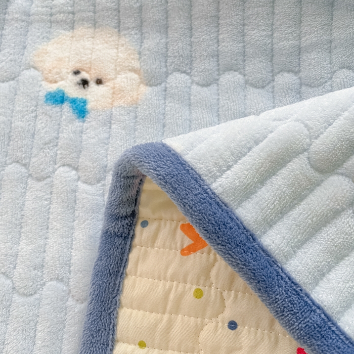 91家纺网 家纺一手货源 找家纺 云玲时尚 2025新款高克重牛奶绒印花夹棉床盖 星愿小狗