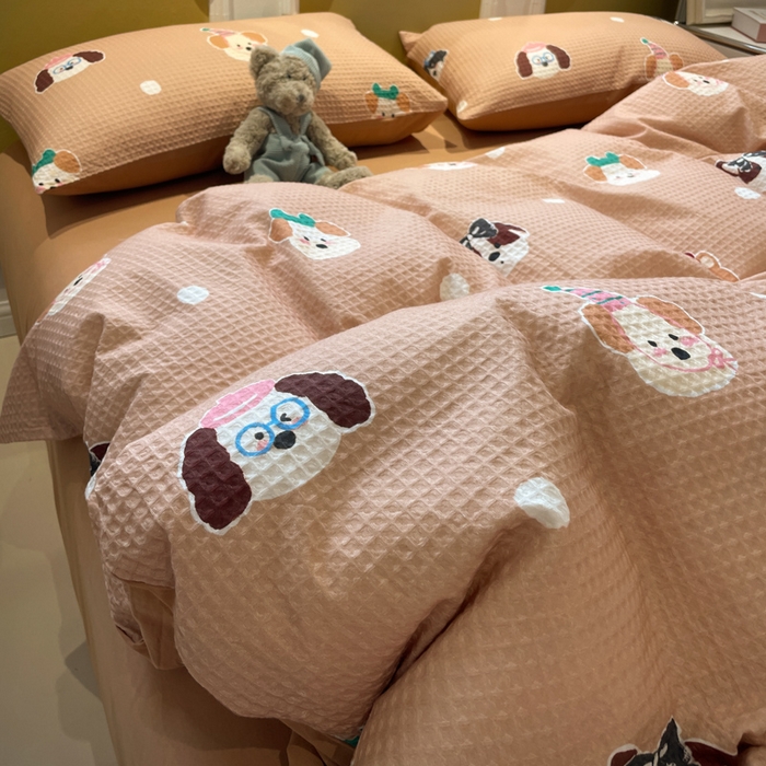 91家纺网 家纺一手货源 找家纺 小叮当家纺仓储工厂店 2025新款提供买家秀爆款花型不断货全棉纯棉A类华夫格印花磨毛四件套 动物派对-棕