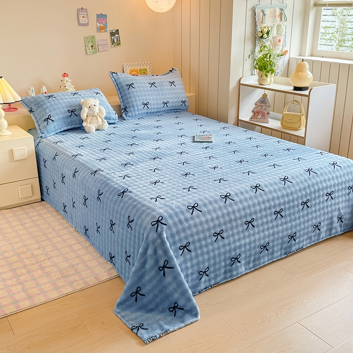 91家纺网 家纺一手货源 找家纺 绣女坊 2025新款A类高克重牛奶绒泡泡绒印花床单单件冬季保暖毛绒毯子绒床单三件套 蝴蝶结-兰