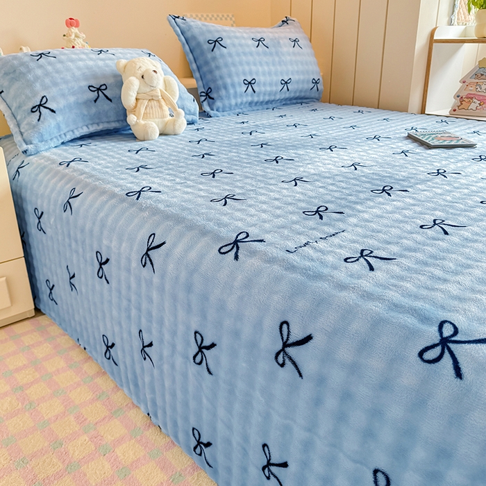 91家纺网 家纺一手货源 找家纺 绣女坊 2025新款A类高克重牛奶绒泡泡绒印花床单单件冬季保暖毛绒毯子绒床单三件套 蝴蝶结-兰