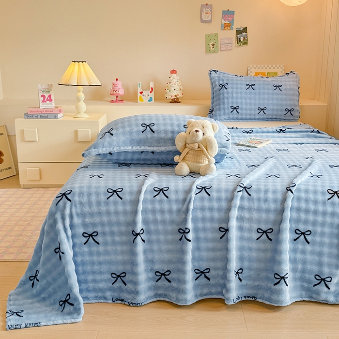 91家纺网 家纺一手货源 找家纺 绣女坊 2025新款A类高克重牛奶绒泡泡绒印花床单单件冬季保暖毛绒毯子绒床单三件套 蝴蝶结-兰