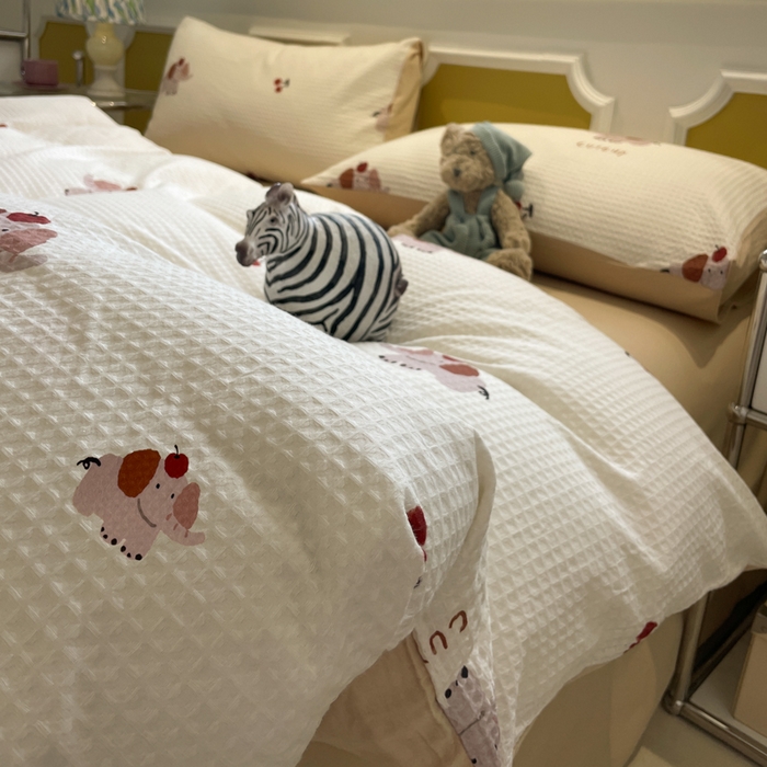 91家纺网 家纺一手货源 找家纺 小叮当家纺仓储工厂店 2025新款提供买家秀爆款花型不断货全棉纯棉A类华夫格印花磨毛四件套 活力小象-米