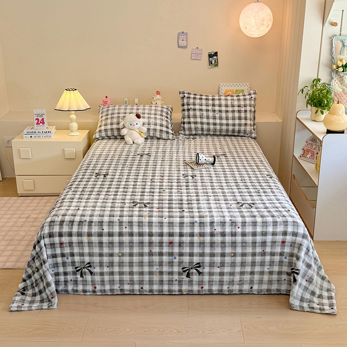 91家纺网 家纺一手货源 找家纺 绣女坊 2025新款A类高克重牛奶绒泡泡绒印花床单单件冬季保暖毛绒毯子绒床单三件套 元气格子