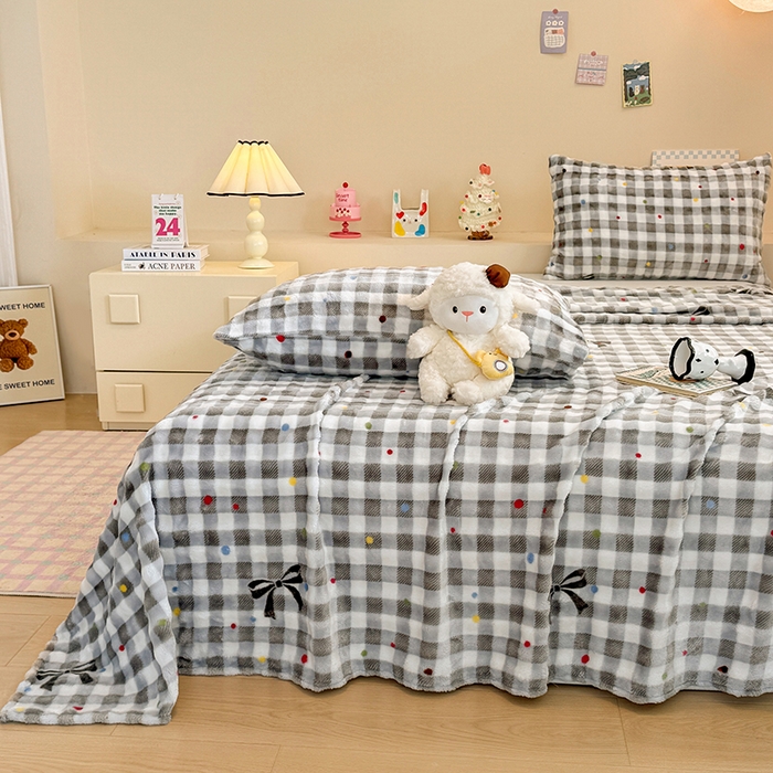 91家纺网 家纺一手货源 找家纺 绣女坊 2025新款A类高克重牛奶绒泡泡绒印花床单单件冬季保暖毛绒毯子绒床单三件套 元气格子