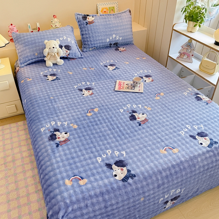 91家纺网 家纺一手货源 找家纺 绣女坊 2025新款A类高克重牛奶绒泡泡绒印花床单单件冬季保暖毛绒毯子绒床单三件套 追梦努比