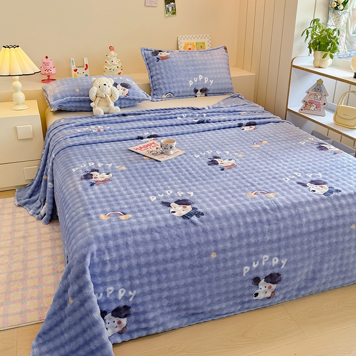 91家纺网 家纺一手货源 找家纺 绣女坊 2025新款A类高克重牛奶绒泡泡绒印花床单单件冬季保暖毛绒毯子绒床单三件套 追梦努比