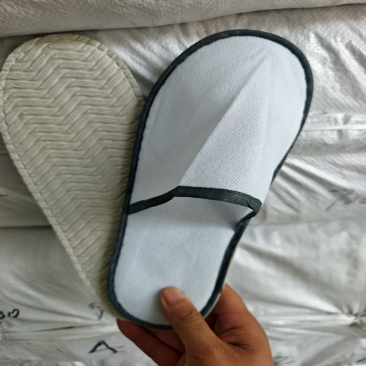 91家纺网 家纺一手货源 找家纺 （总）锦兴酒店布草 2025新款一次性拖鞋高档酒店民宿宾馆专用加厚防滑拖鞋拉毛绒麻布拖鞋批发-第二批