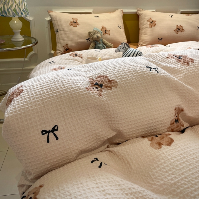 91家纺网 家纺一手货源 找家纺 小叮当家纺仓储工厂店 2025新款提供买家秀爆款花型不断货全棉纯棉A类华夫格印花磨毛四件套 莫妮卡-卡其