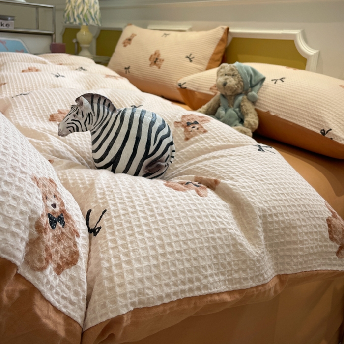 91家纺网 家纺一手货源 找家纺 小叮当家纺仓储工厂店 2025新款提供买家秀爆款花型不断货全棉纯棉A类华夫格印花磨毛四件套 莫妮卡-卡其