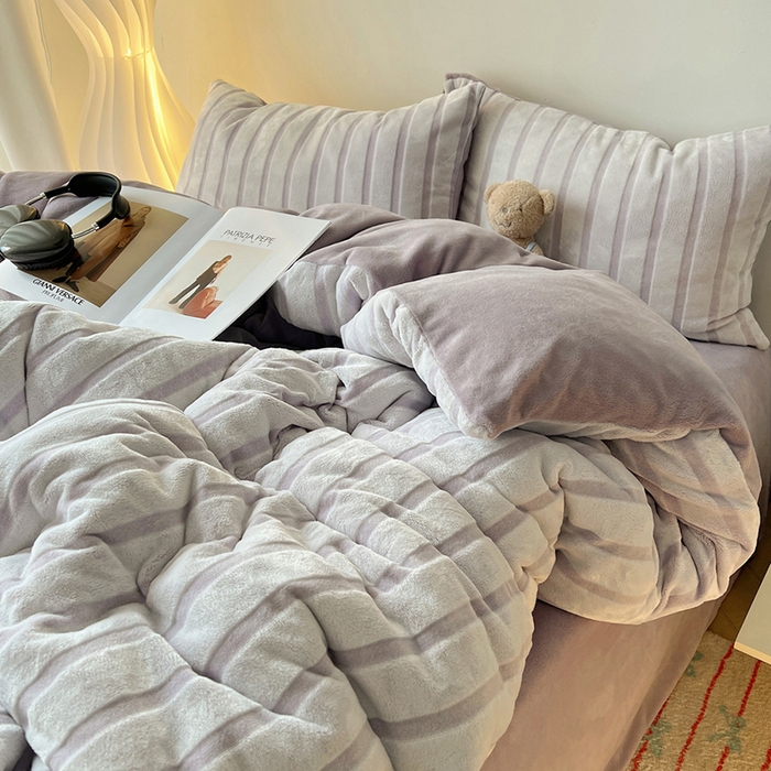 91家纺网 家纺一手货源 找家纺 三朵家纺 2025新款3D立体加厚雕花绒牛奶绒四件套-米兰系列 米兰-紫