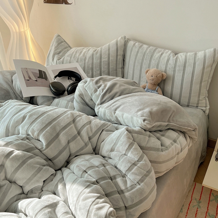 91家纺网 家纺一手货源 找家纺 （总）三朵家纺 2025新款3D立体加厚雕花绒牛奶绒四件套-米兰系列