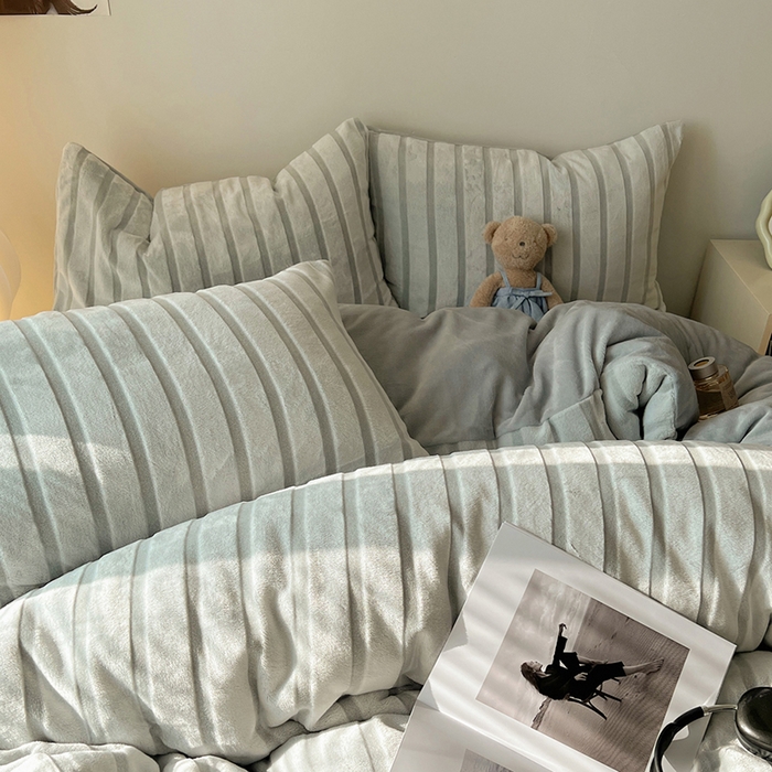 91家纺网 家纺一手货源 找家纺 （总）三朵家纺 2025新款3D立体加厚雕花绒牛奶绒四件套-米兰系列