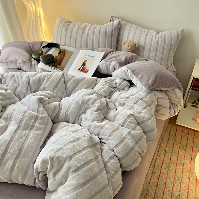 91家纺网 家纺一手货源 找家纺 三朵家纺 2025新款3D立体加厚雕花绒牛奶绒四件套-米兰系列 米兰-紫