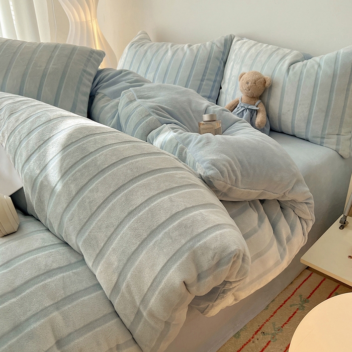 三朵家纺 2025新款3D立体加厚雕花绒牛奶绒四件套-米兰系列 米兰-蓝