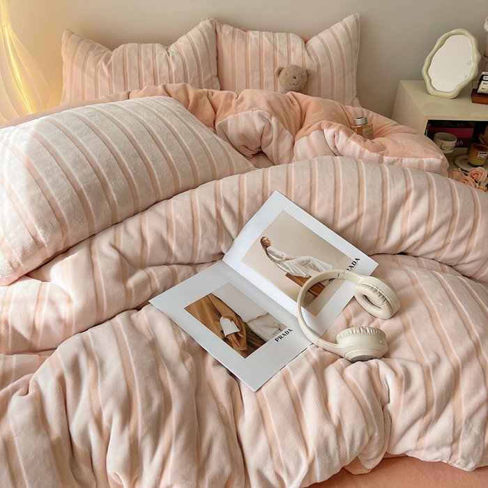 91家纺网 家纺一手货源 找家纺 三朵家纺 2025新款3D立体加厚雕花绒牛奶绒四件套-米兰系列 米兰-玉