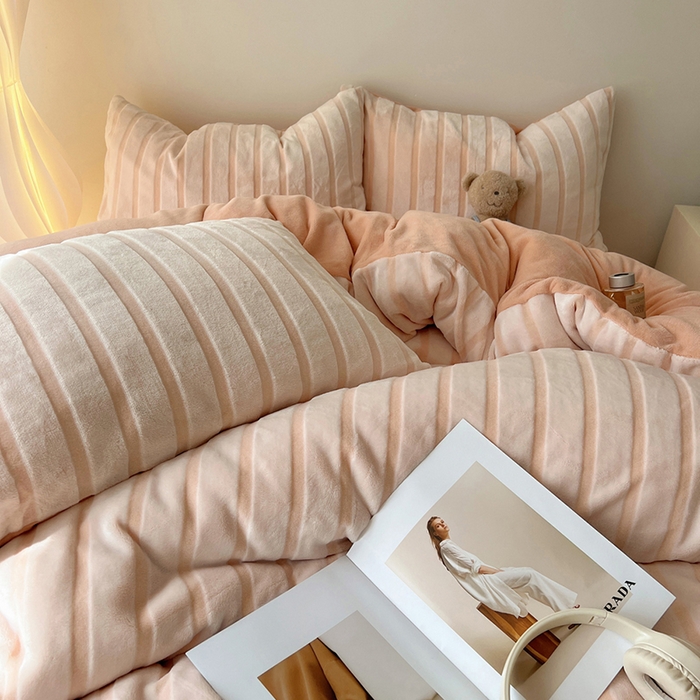 91家纺网 家纺一手货源 找家纺 三朵家纺 2025新款3D立体加厚雕花绒牛奶绒四件套-米兰系列 米兰-玉