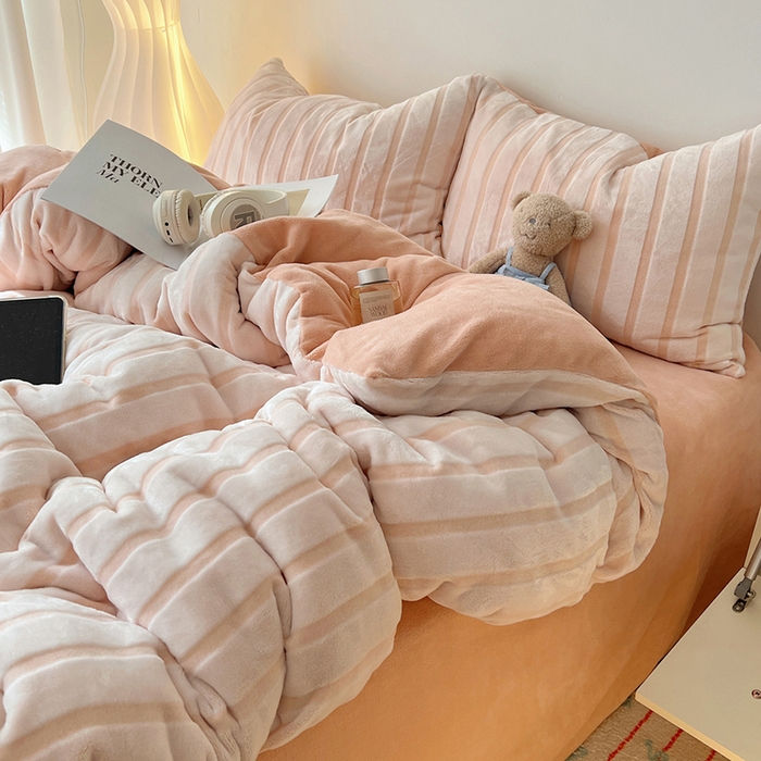 91家纺网 家纺一手货源 找家纺 三朵家纺 2025新款3D立体加厚雕花绒牛奶绒四件套-米兰系列 米兰-玉