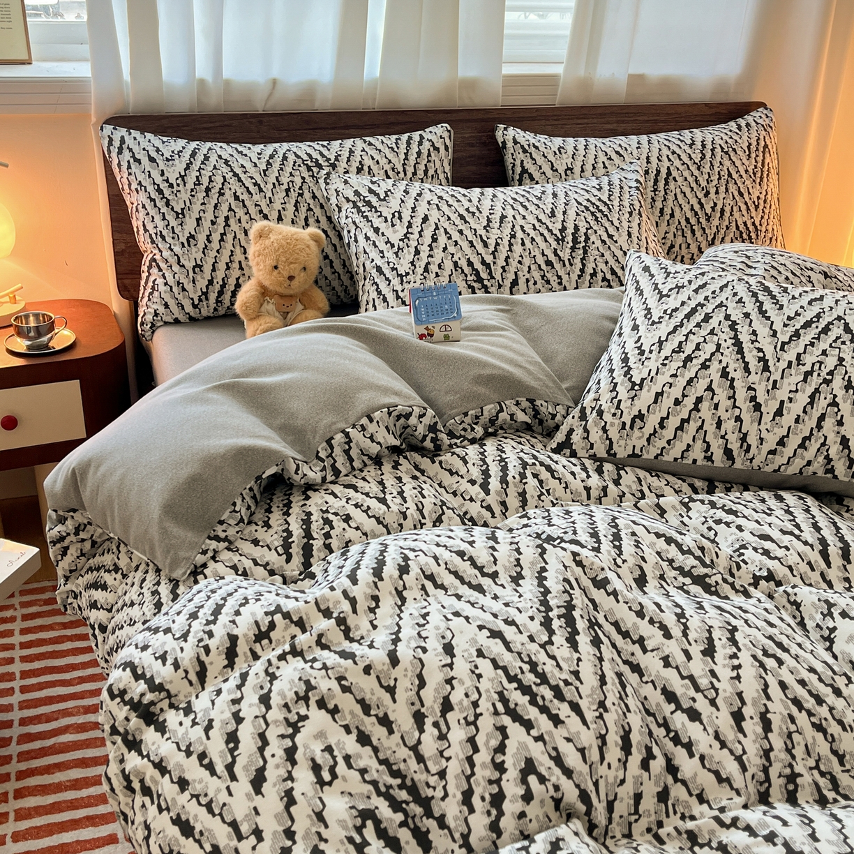 91家纺网 家纺一手货源 找家纺 小叮当家纺仓储工厂店 2025新款提供买家秀爆款花型不断货亲肤舒适原棉加厚磨毛四件套 麦语-灰