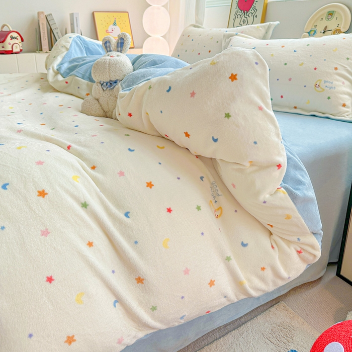 91家纺网 家纺一手货源 找家纺 简一 2025新款小清新牛奶绒印花四件套-花卉系列 繁星