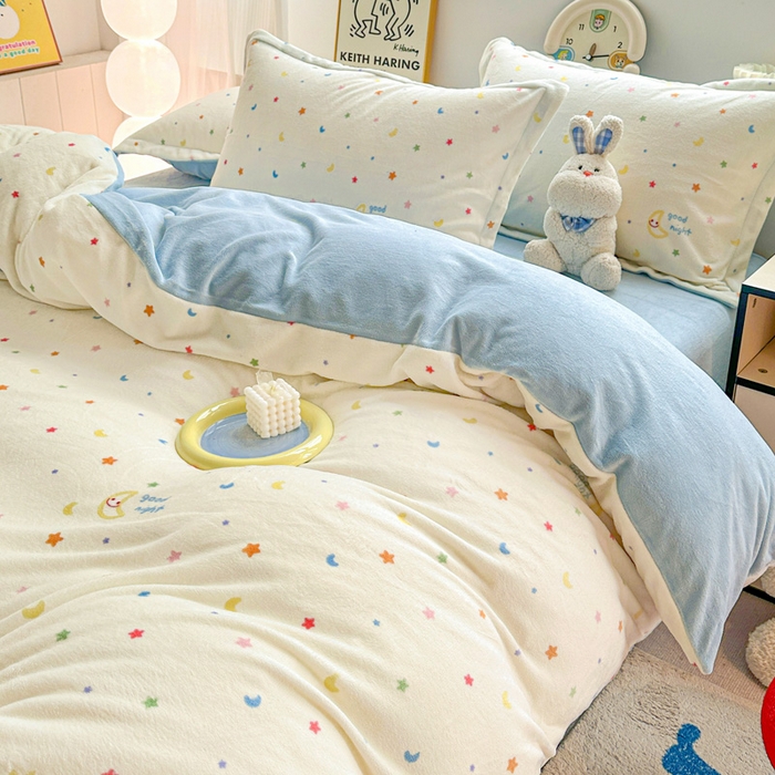 91家纺网 家纺一手货源 找家纺 简一 2025新款小清新牛奶绒印花四件套-花卉系列 繁星