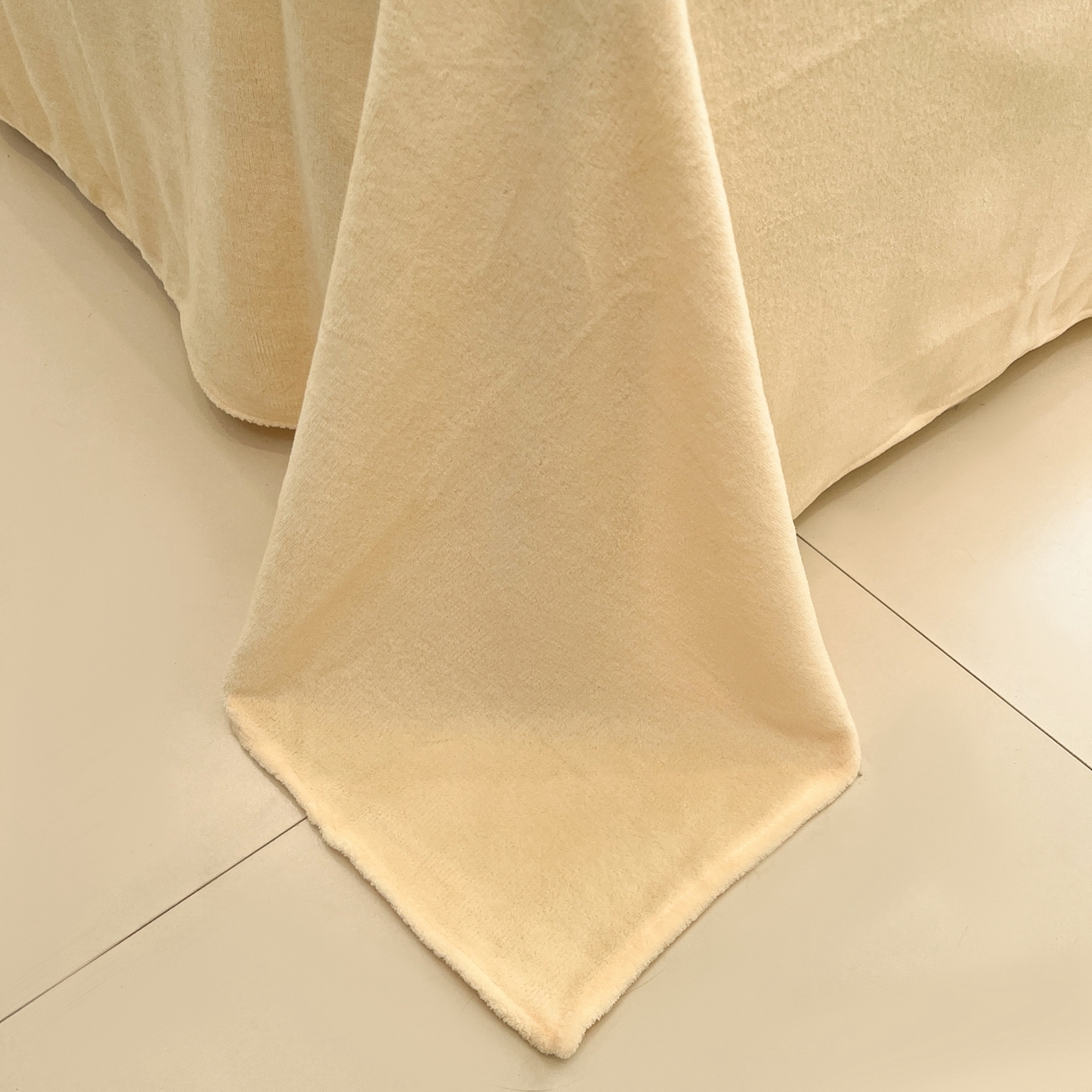 91家纺网 家纺一手货源 找家纺 （总）桃子家居 2025新款A类正版宝可梦授权皮卡丘大版卡通平网数码印花加厚高克重牛奶绒四件套