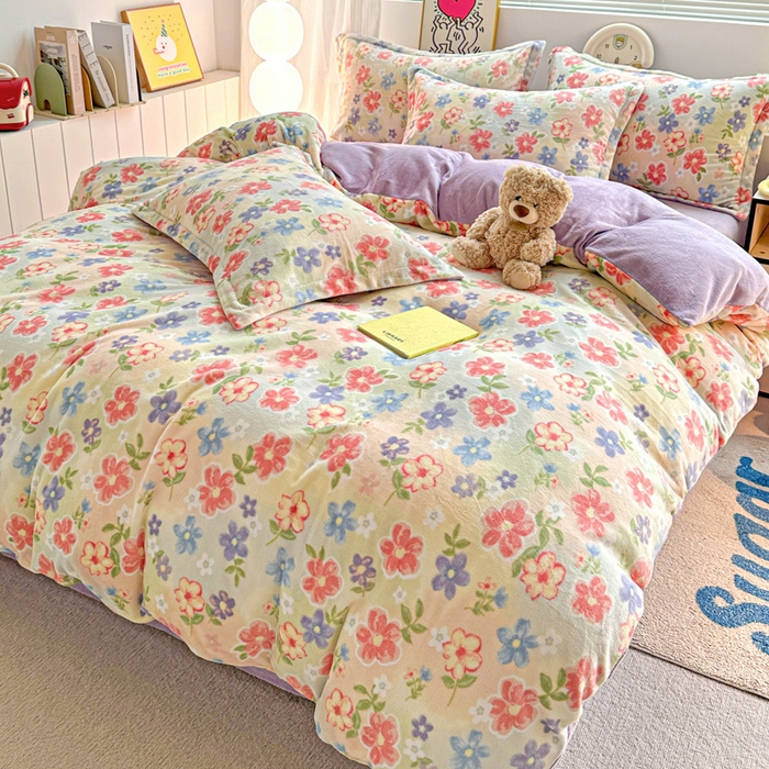 91家纺网 家纺一手货源 找家纺 简一 2025新款小清新牛奶绒印花四件套-花卉系列 花在云端