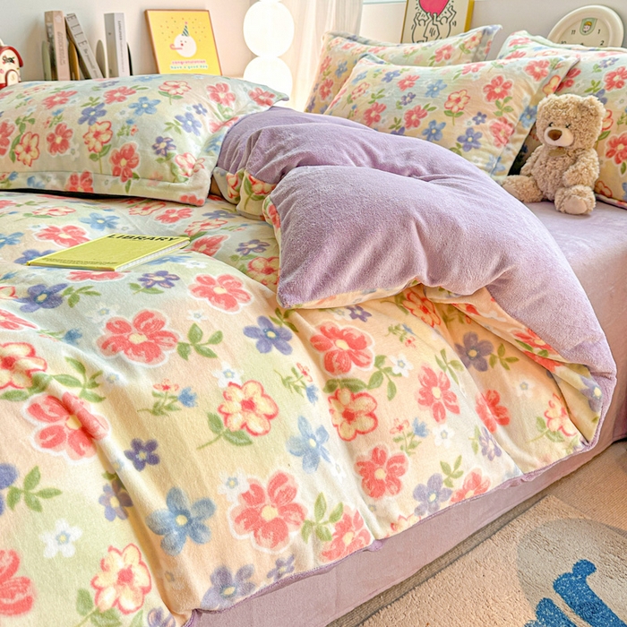 91家纺网 家纺一手货源 找家纺 简一 2025新款小清新牛奶绒印花四件套-花卉系列 花在云端