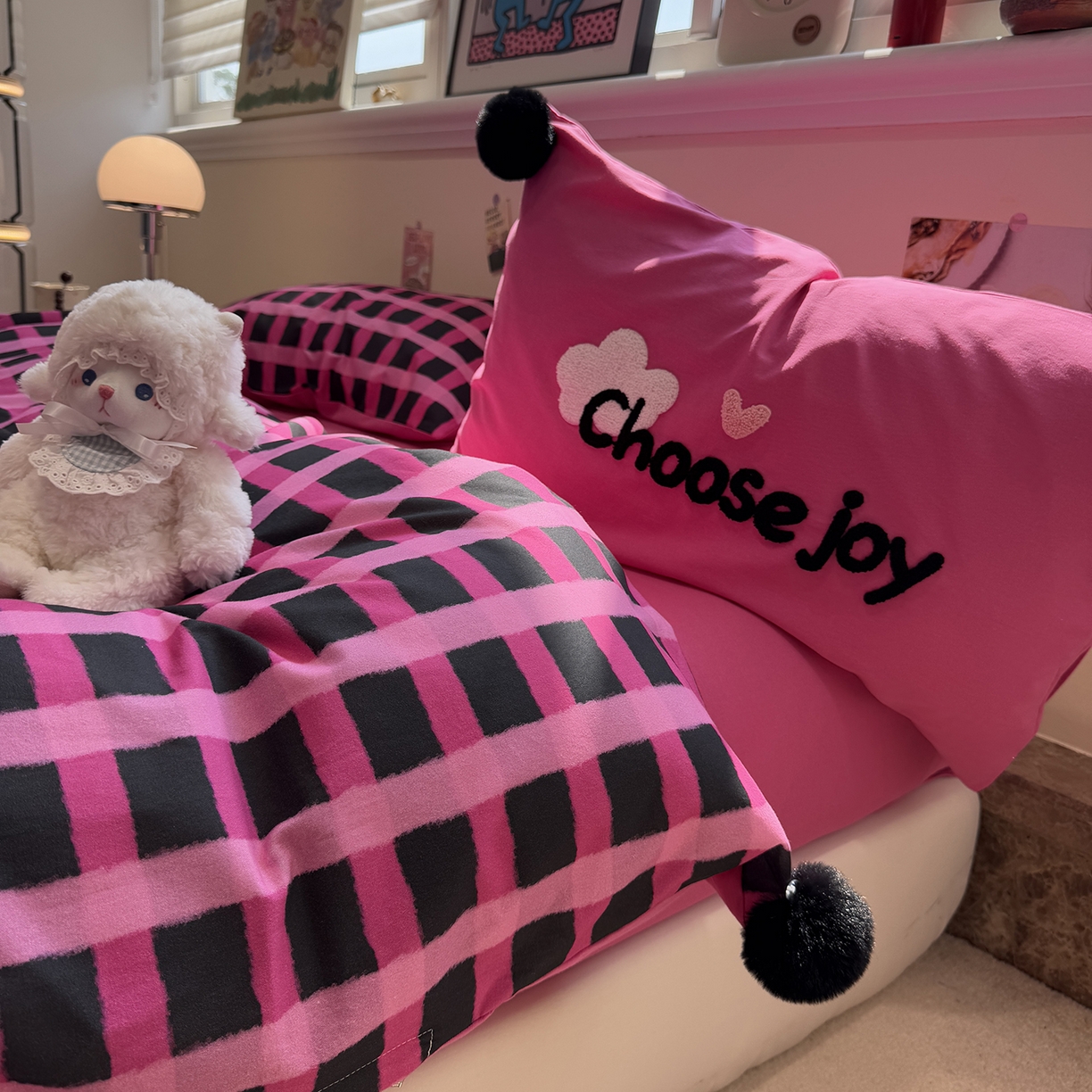 91家纺网 家纺一手货源 找家纺 （总）呗旺鹿 2025新款全棉磨毛球球工艺款四件套