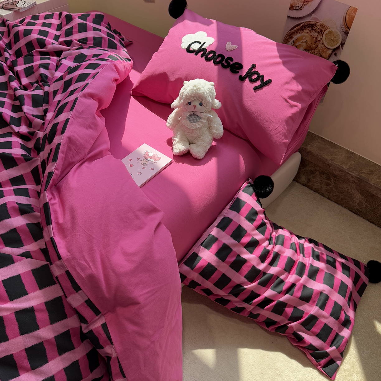 91家纺网 家纺一手货源 找家纺 （总）呗旺鹿 2025新款全棉磨毛球球工艺款四件套