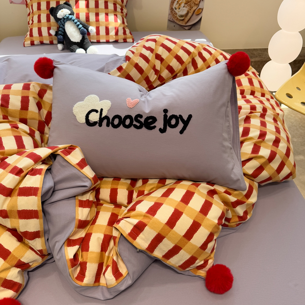 91家纺网 家纺一手货源 找家纺 呗旺鹿 2025新款全棉磨毛球球工艺款四件套 西瓜紫