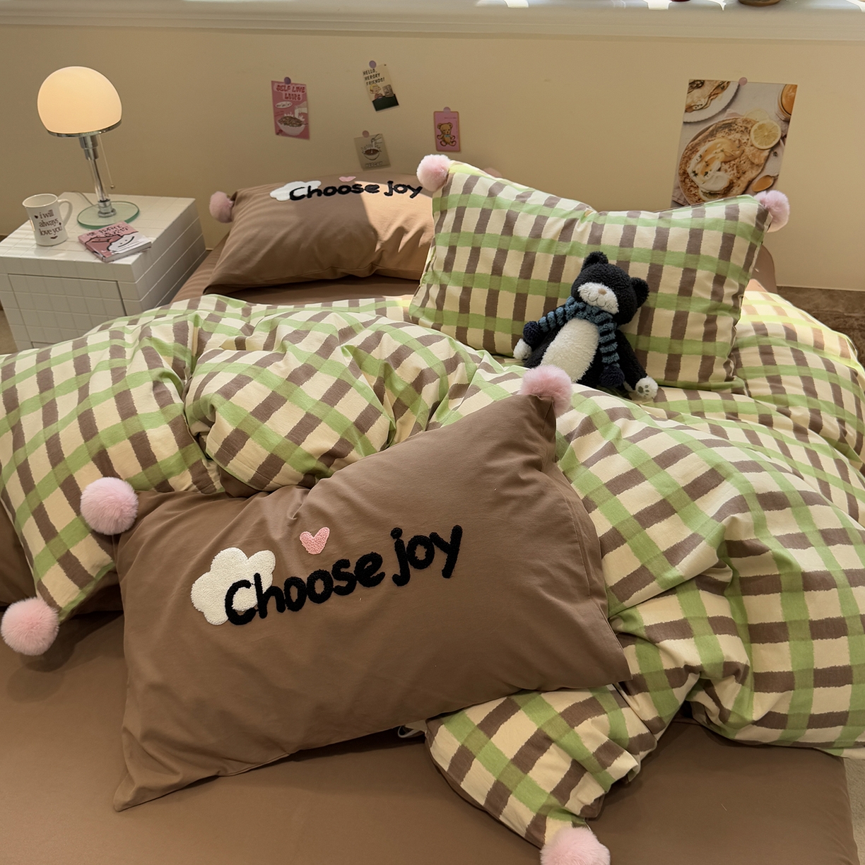 91家纺网 家纺一手货源 找家纺 呗旺鹿 2025新款全棉磨毛球球工艺款四件套 抹茶拿铁