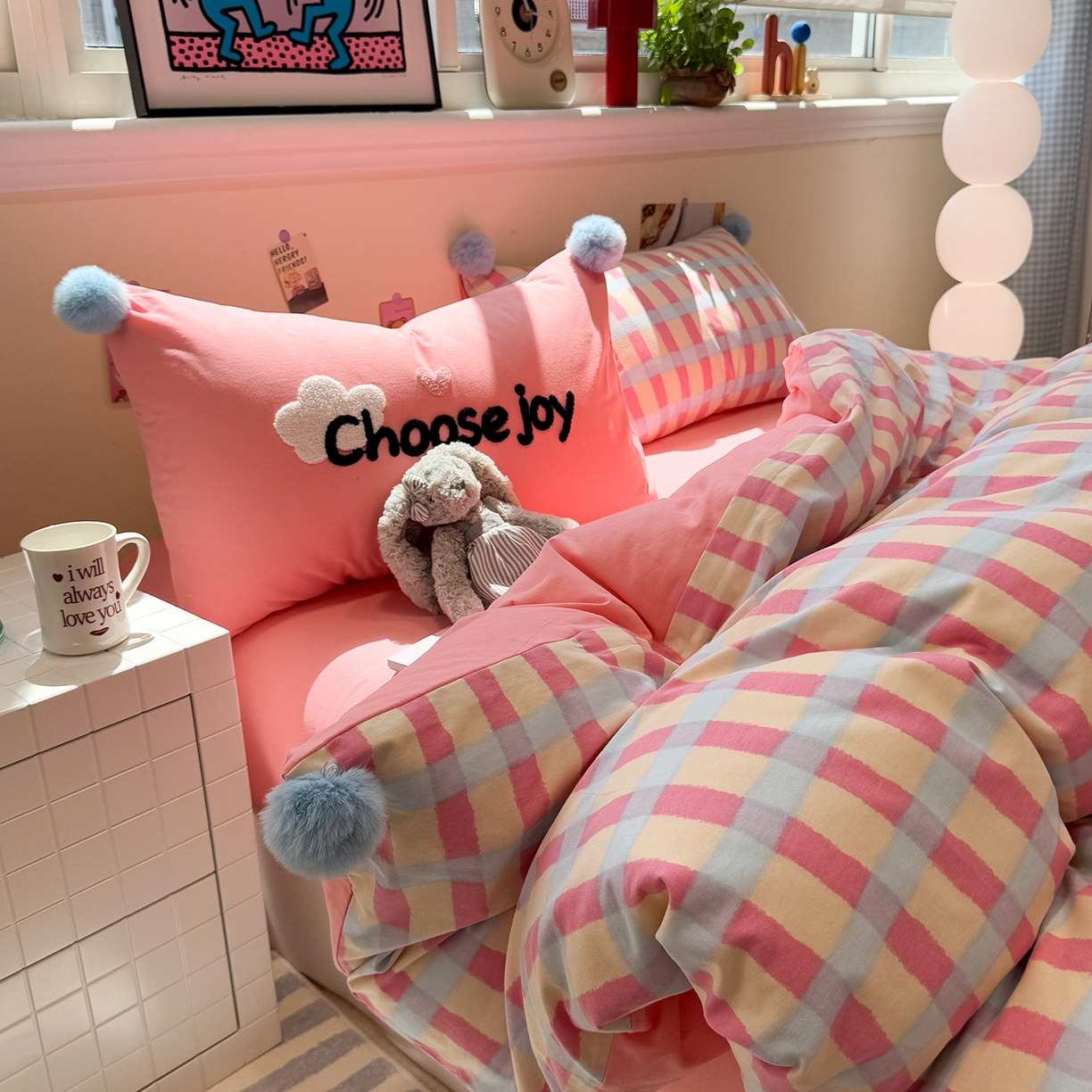 91家纺网 家纺一手货源 找家纺 呗旺鹿 2025新款全棉磨毛球球工艺款四件套 粉芭乐