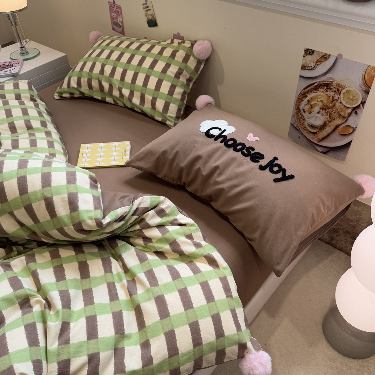 91家纺网 家纺一手货源 找家纺 呗旺鹿 2025新款全棉磨毛球球工艺款四件套 抹茶拿铁