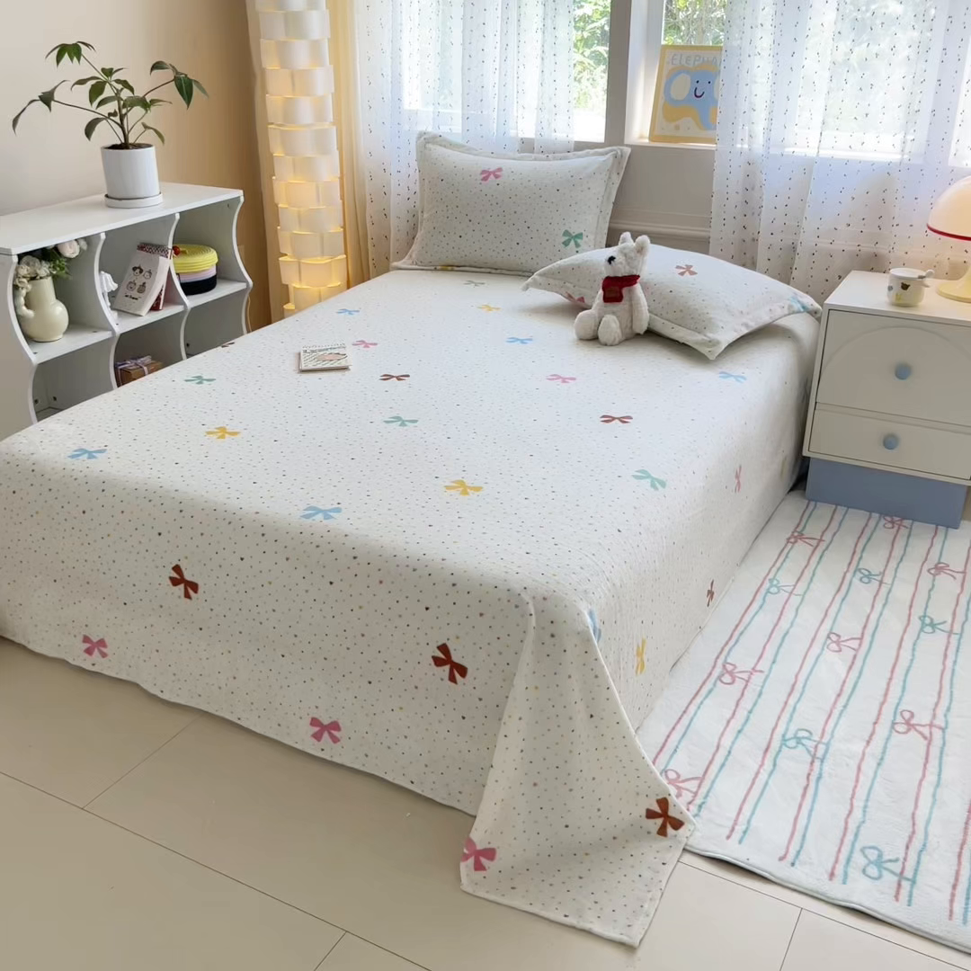 91家纺网 家纺一手货源 找家纺 （总）丽美人 2025新款高克重印花牛奶绒无印风床单款（A类母婴级面料）