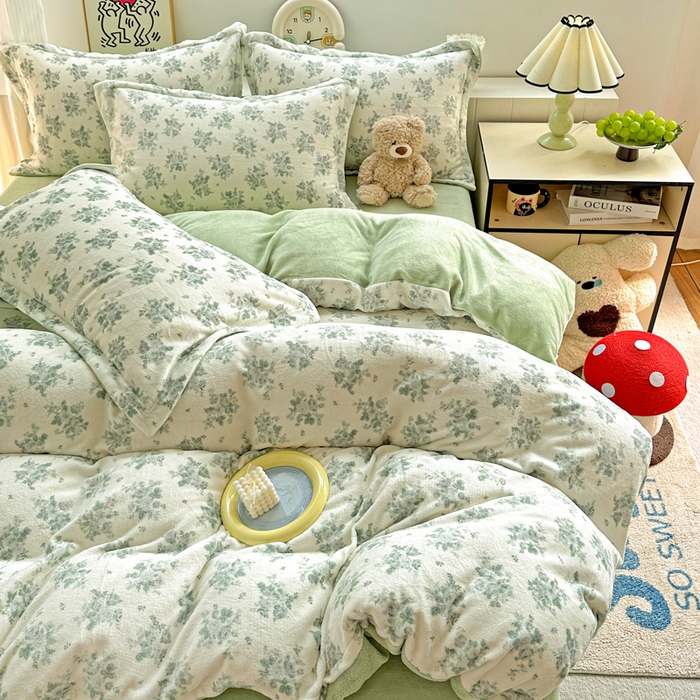 91家纺网 家纺一手货源 找家纺 简一 2025新款小清新牛奶绒印花四件套-花卉系列 清新花梦-绿