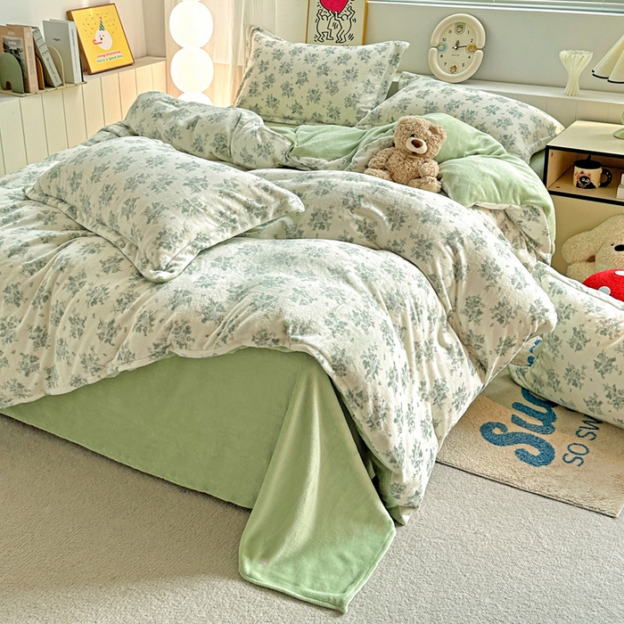 91家纺网 家纺一手货源 找家纺 简一 2025新款小清新牛奶绒印花四件套-花卉系列 清新花梦-绿