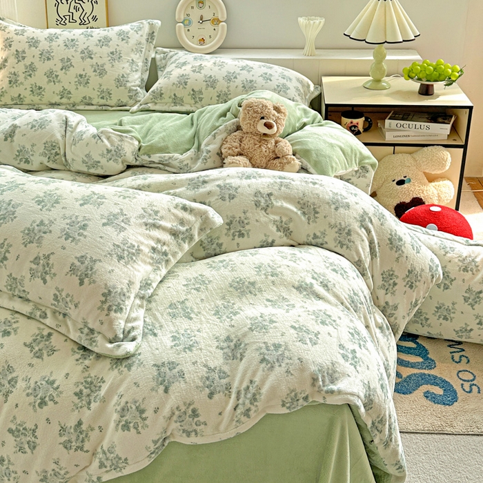 91家纺网 家纺一手货源 找家纺 简一 2025新款小清新牛奶绒印花四件套-花卉系列 清新花梦-绿