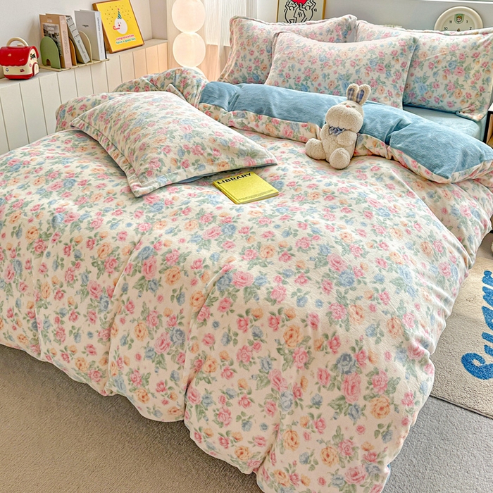 91家纺网 家纺一手货源 找家纺 简一 2025新款小清新牛奶绒印花四件套-花卉系列 夏日花开