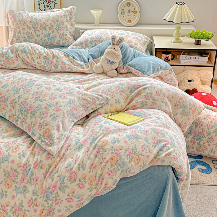 91家纺网 家纺一手货源 找家纺 简一 2025新款小清新牛奶绒印花四件套-花卉系列 夏日花开