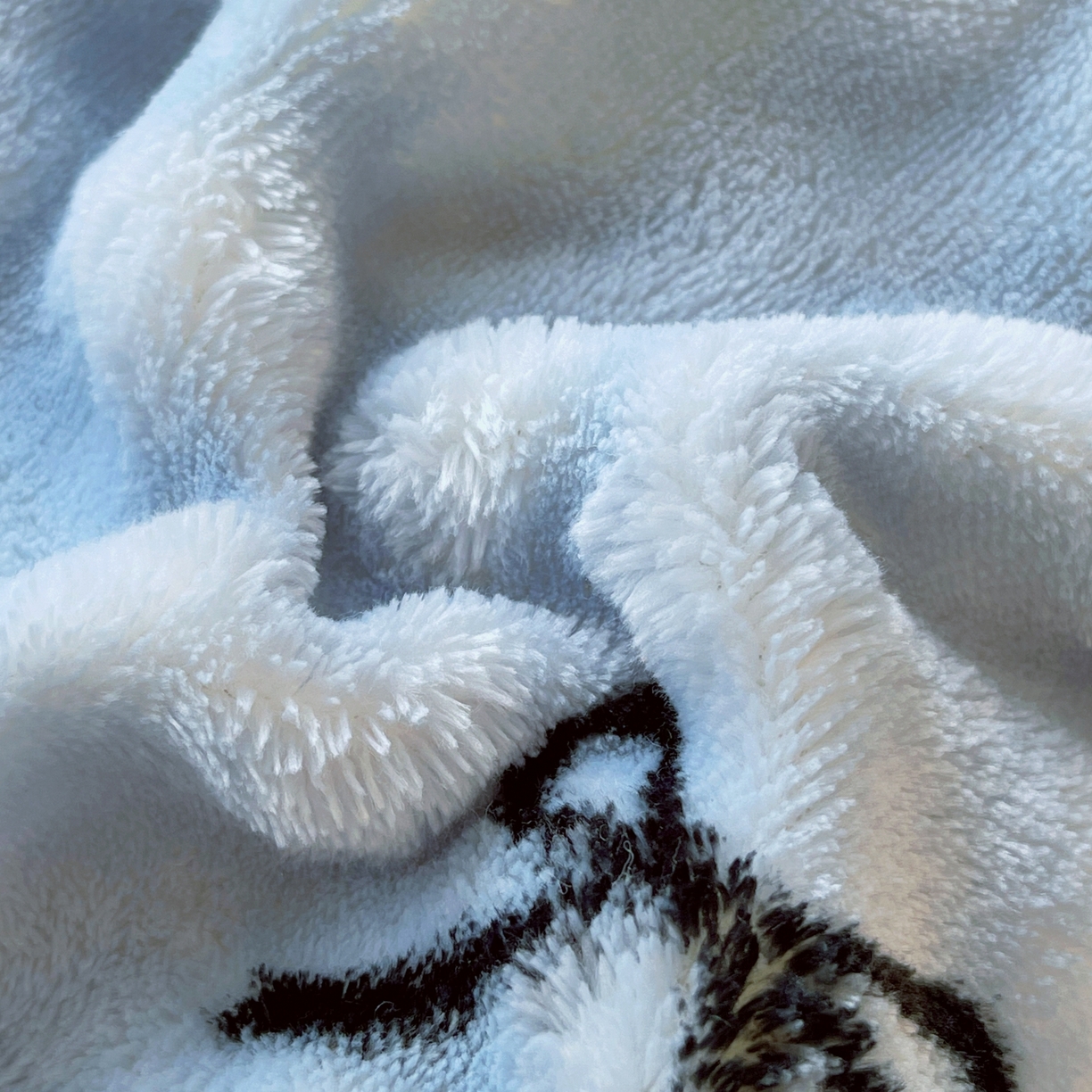 91家纺网 家纺一手货源 找家纺 云家 2025直播热款兔兔绒豆豆被三层夹棉加厚毛毯毯子牛奶绒冬被泡泡兔毛绒保暖被子被芯 奶油泡芙