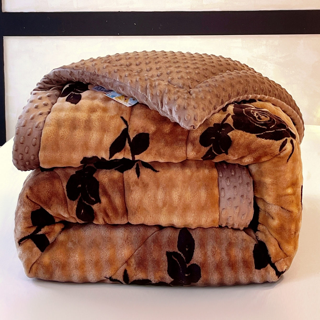 91家纺网 家纺一手货源 找家纺 云家 2025直播热款兔兔绒豆豆被三层夹棉加厚毛毯毯子牛奶绒冬被泡泡兔毛绒保暖被子被芯 盛放